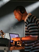 {de}DJ Shadow @ Komplex 457{/de}